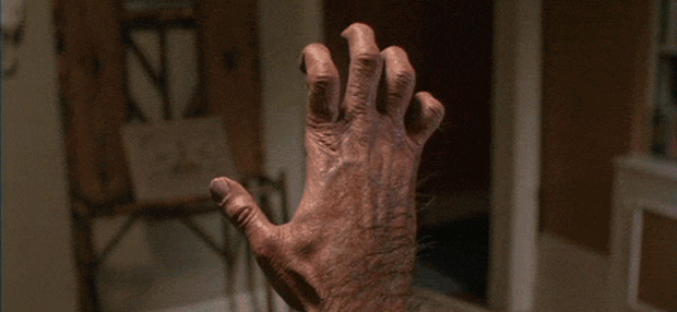 American-Werewolf-in-London-transformation-gif